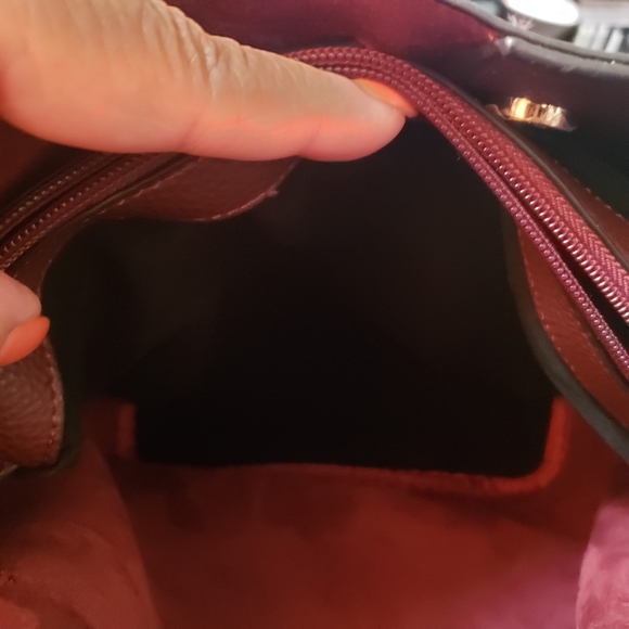 Wine/Burgundy Drawstring Pebbled Leather Bucket Handbag - Picture 6 of 7